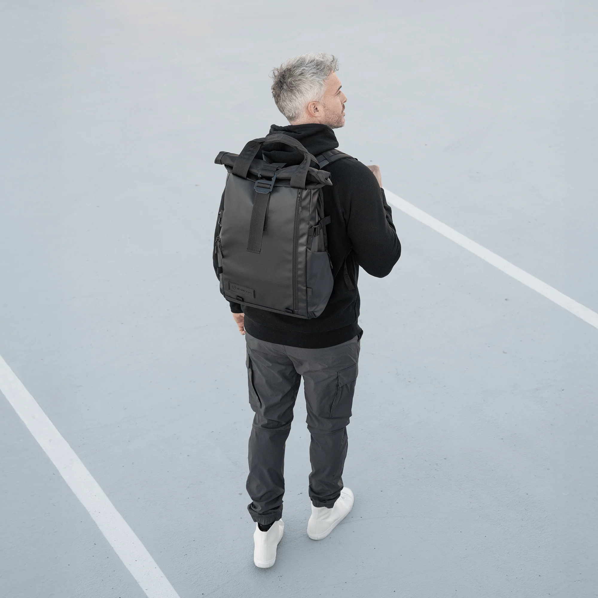 PRVKE 31L in Black - Image 15