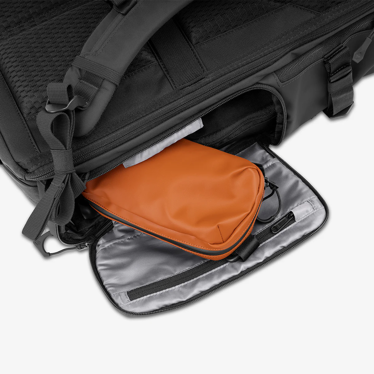 PRVKE 31L in Black - Image 6