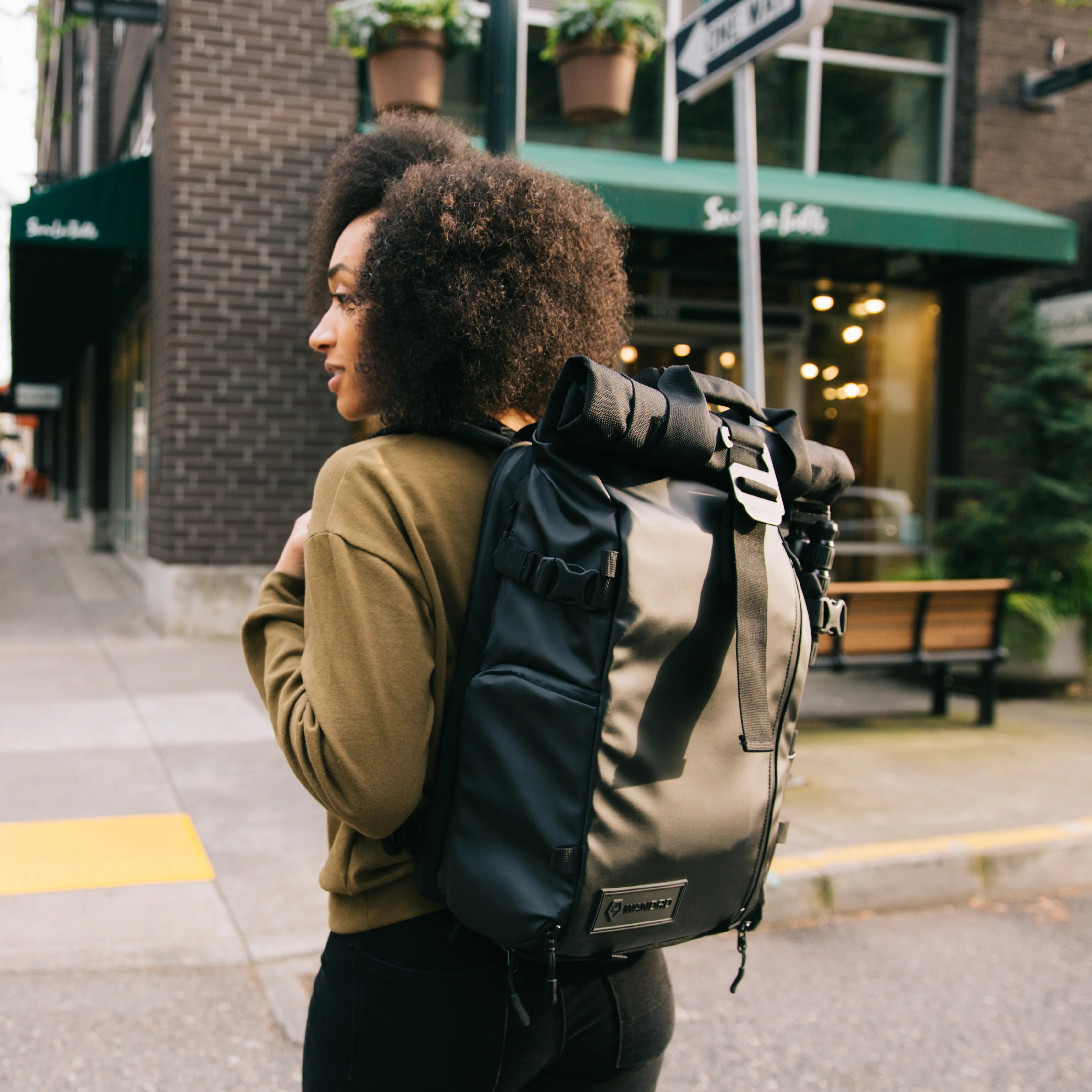 PRVKE 31L V3 in Black - Image 16