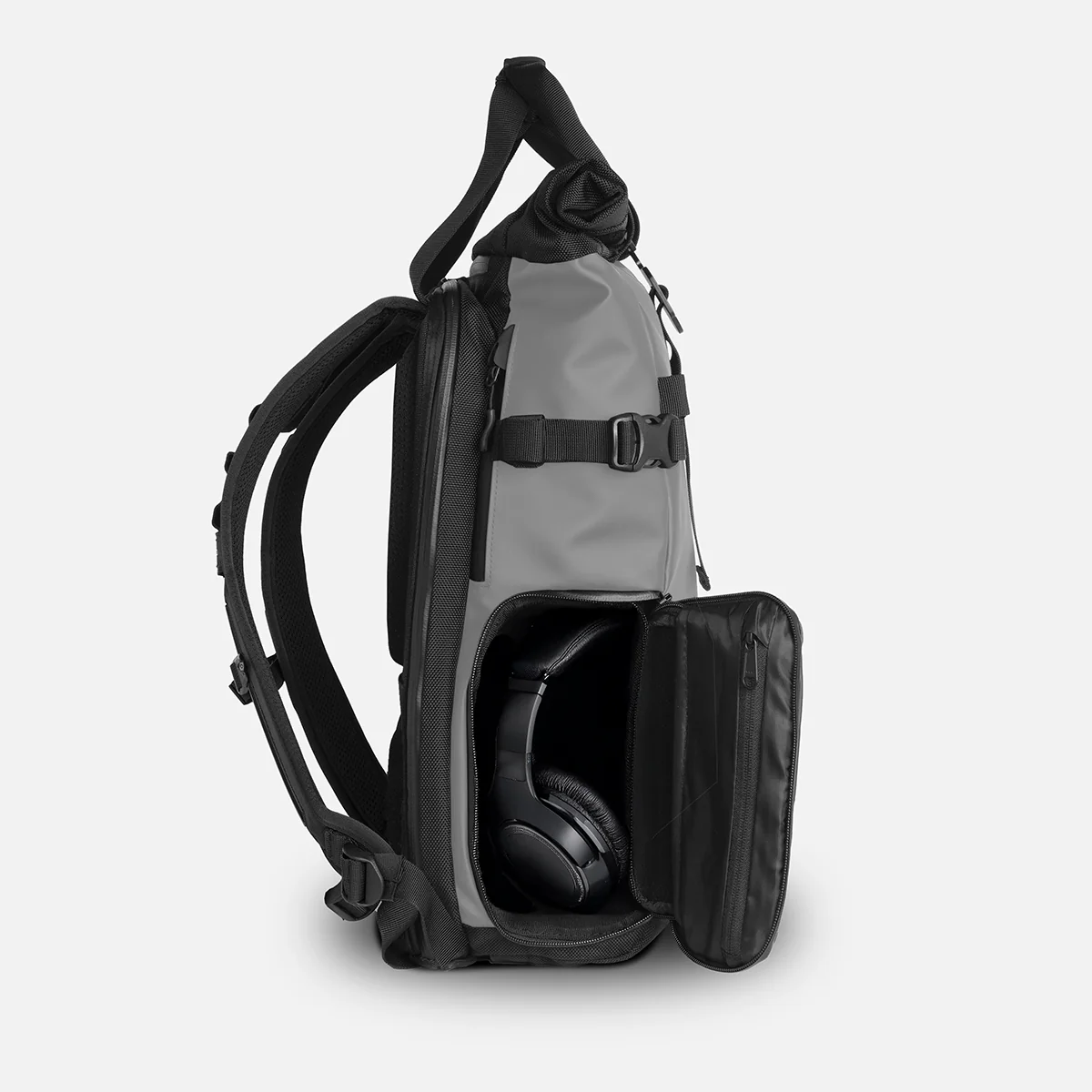 PRVKE 31L V3 in Makalu Gray - Image 5
