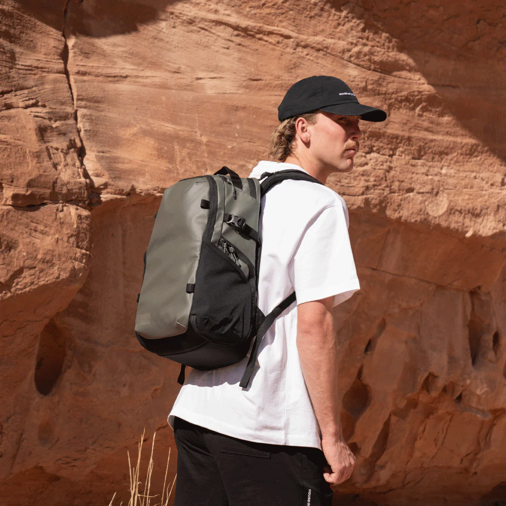 STRATUS PHOTO 18L in Wasatch Green - Image 9