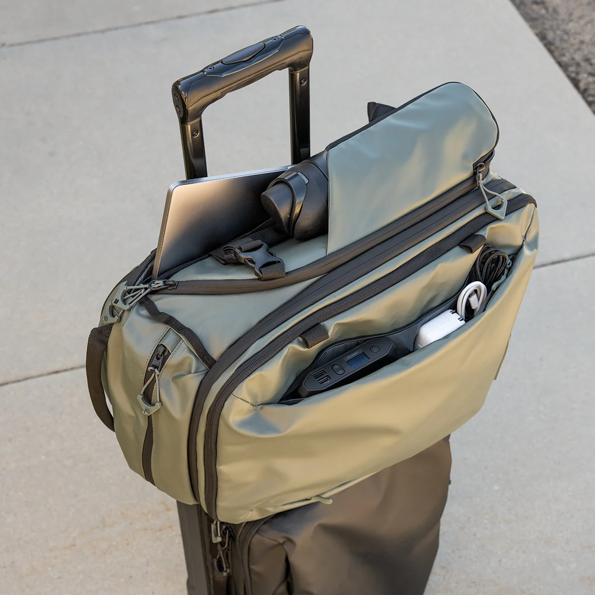 TRANSIT Travel Backpack 45L in Black - Image 8