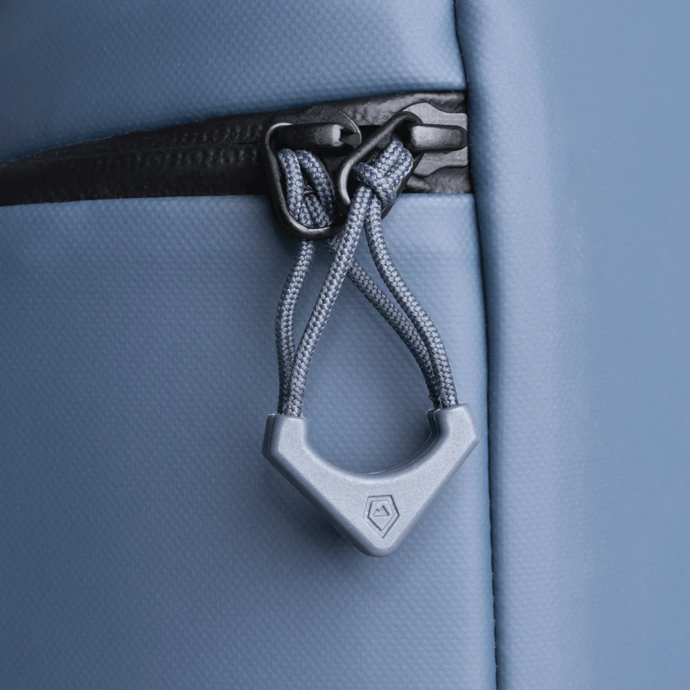 WORRYLESS® Locking Zipper Pullers in Aegean Blue - Image 4